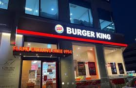 [경기 버거킹]리뉴얼없음 풀오토운영수익2300 소자본창업  초보창업 여성창업 추천