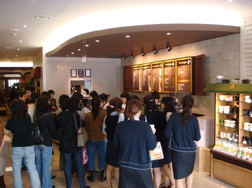 ★『한양 대형병원 지역』《커피 쥬스전문점  창업》월수익 850만/ 유동인구多多★