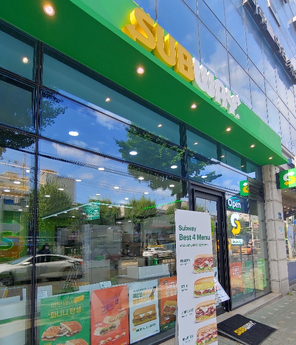 ◆고양시 서브웨이창업◆신형버전／배달비율27％／대형브랜드／유망업종／고수익창업