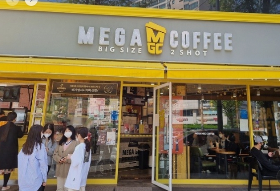 【메가커피】월 순익 1075만 커피창업【김포시】대단지아파트, 집객력우수, 항아리권