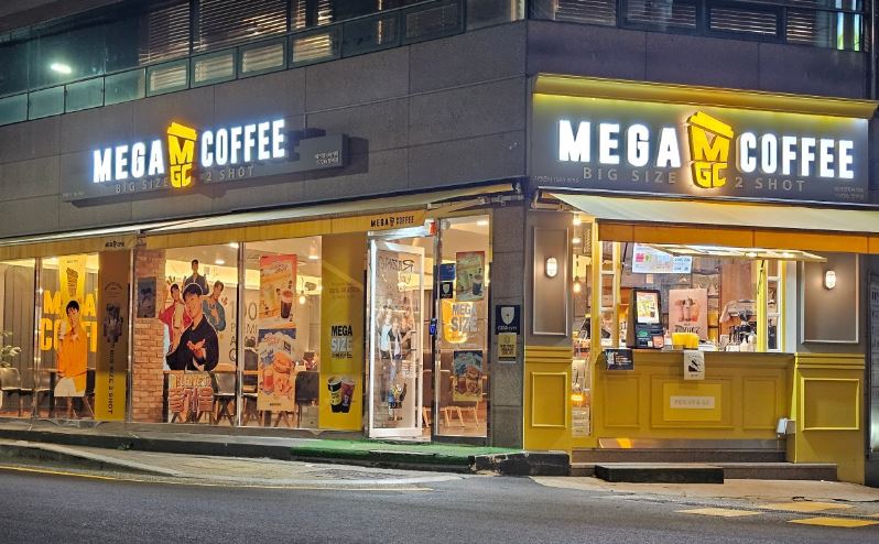 [메가커피]경기도 부천 성수기 매출 7천이상 높은 수익성 양도양수 정보