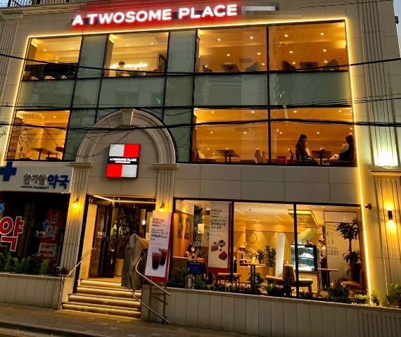 [투썸플레이스]서울 명동!! ★유동인구 최고 /완전 저렴 매장★ 추천 매장!!