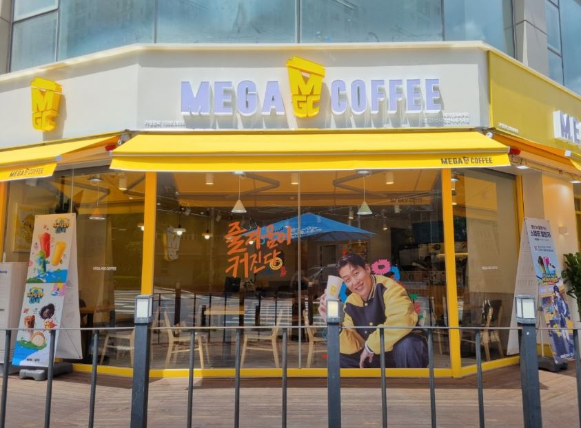 [메가커피]경기도 화성시 월매출 3800만 권리2.4억  배달 비율5퍼 미만 양도