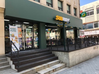 【성남시 서브웨이창업】▶전국상위매출◀사거리메인매장／고수익창업／대형브랜드창업★