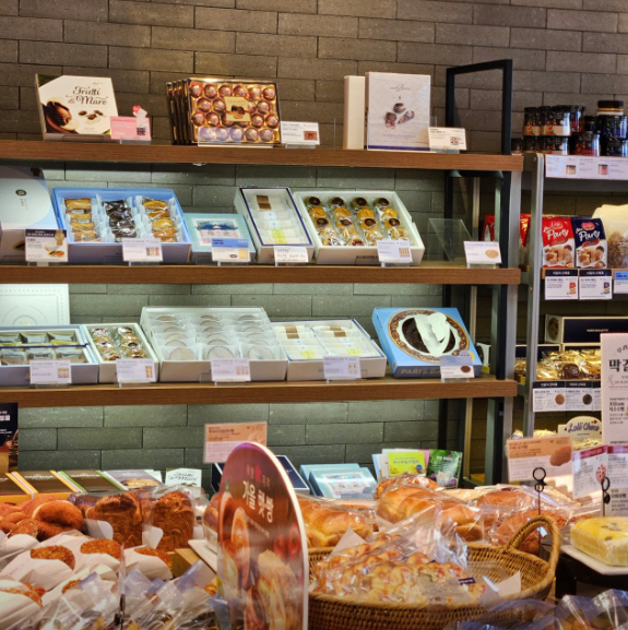 ▣서울 성동구 파리바게뜨창업【월평균8000만/고정비300】리모델링o메인상권★