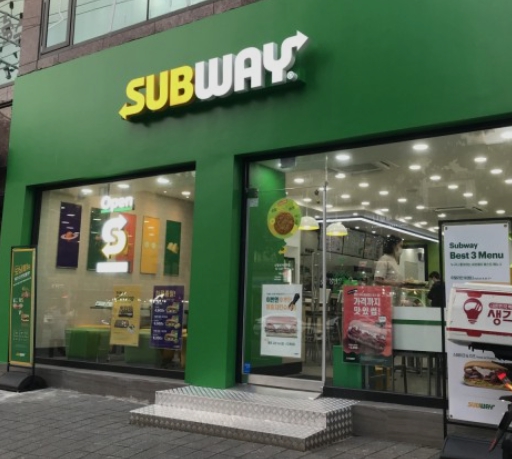 ★서초구★써브웨이 창업! / 간편운영 ! / 여성 창업! / 홀 비중 높은 매장!