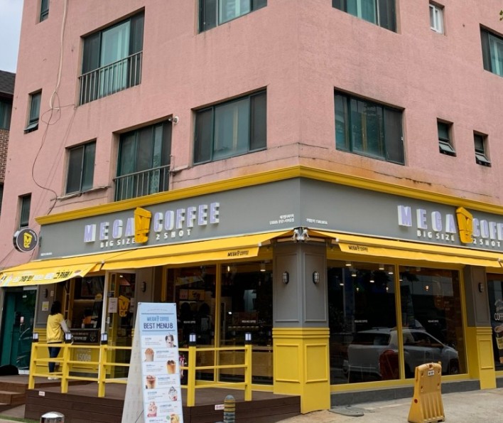 투잡【분당e마트인근】★메가커피창업★ 배달없는 고매출 풀오토운영 시설 집기 최상급 
