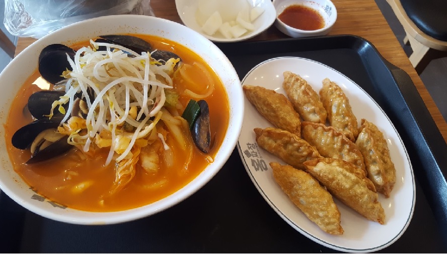 사진 2